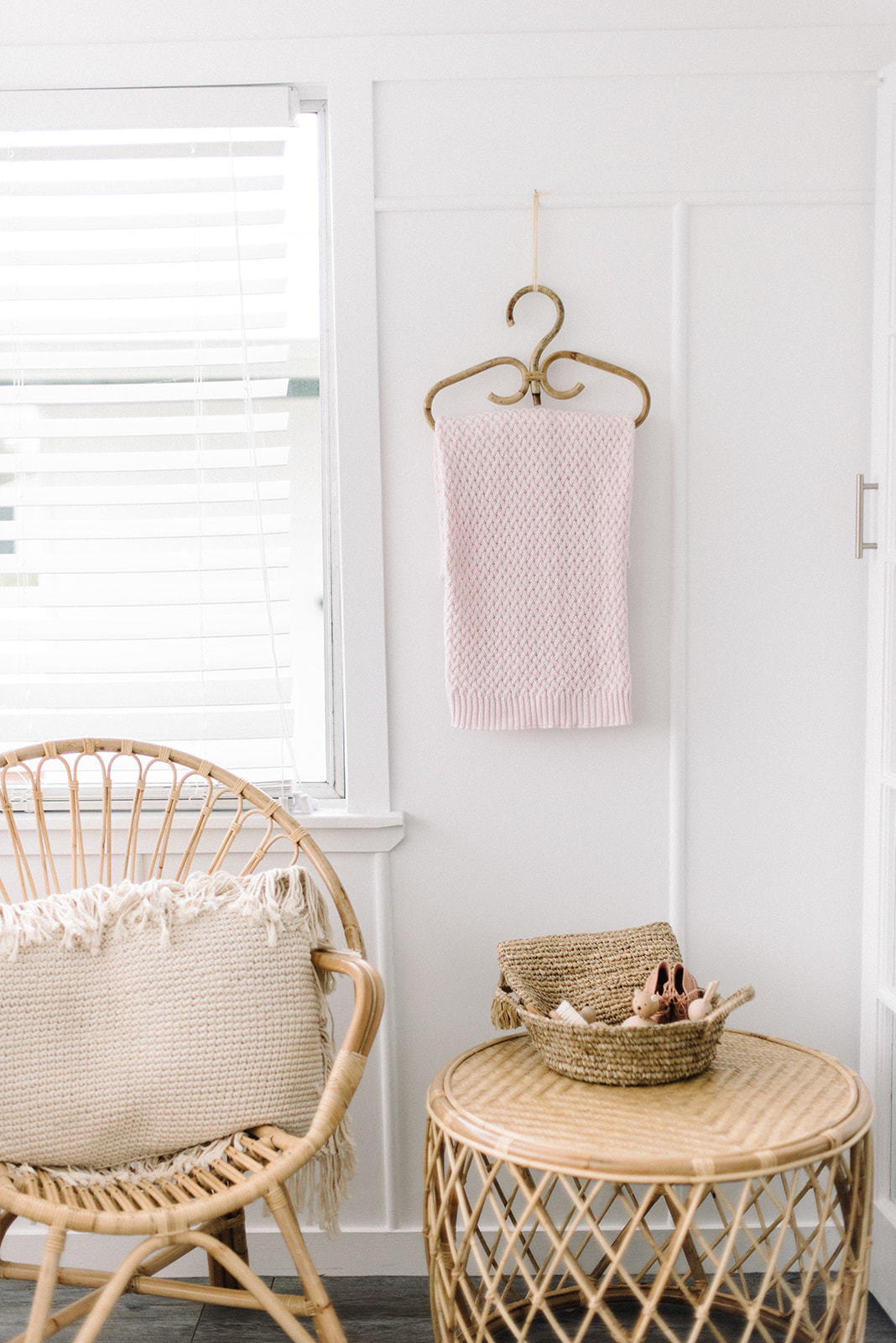 Snuggle Hunny Kids - Diamond Knit Blanket - Blush Pink