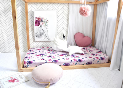 Snuggle Hunny Kids - Fitted Cot Sheet - Floral Kiss