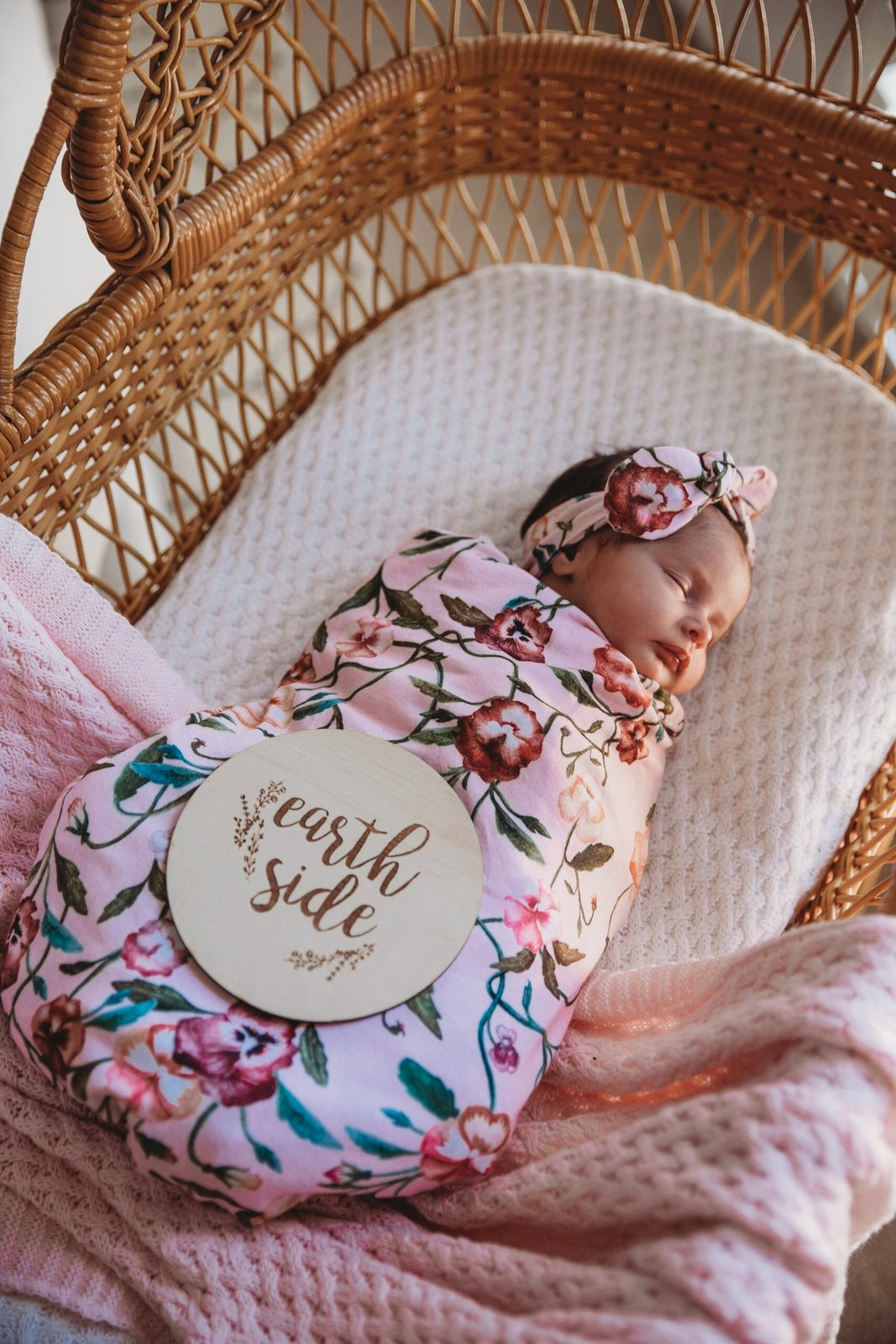 Snuggle Hunny Kids - Jersey Baby Wrap Swaddle & Topknot (Set) - Pansy Heart