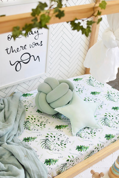 Snuggle Hunny Kids - Fitted Cot Sheet - Enchanted
