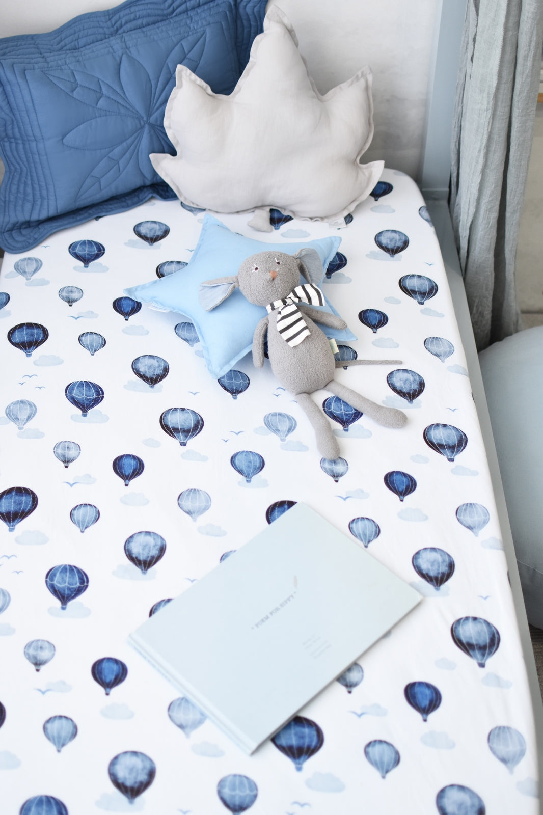 Snuggle Hunny Kids - Fitted Cot Sheet - Cloud Chaser