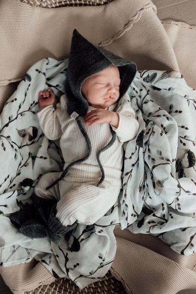 Snuggle Hunny Kids - Organic Muslin Wrap - Bluebird - Carry Them Close