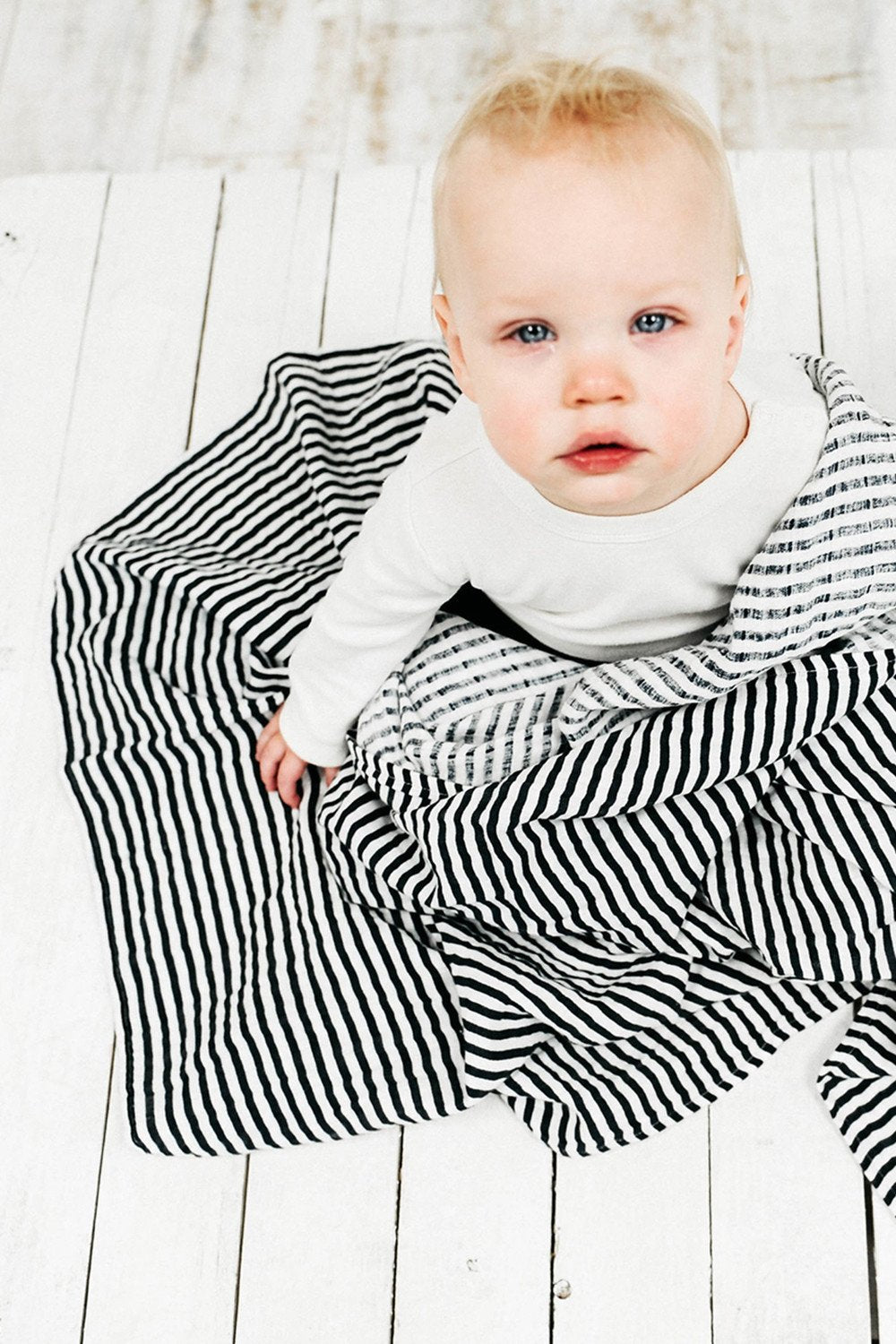 Clementine Kids - Cotton Muslin Baby Swaddle - Black & White Stripe