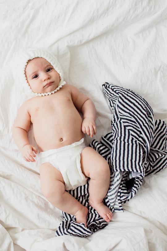Clementine Kids - Cotton Muslin Baby Swaddle - Black & White Stripe