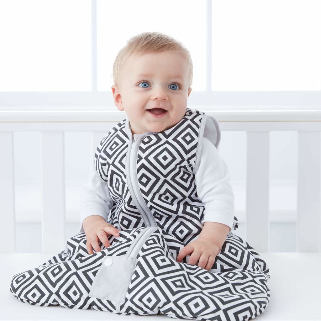 Grobag - Diamonds Black Travel 2.5 Tog - Baby Sleeping Bags - The Gro Company - Afterpay - Zippay Carry Them Close