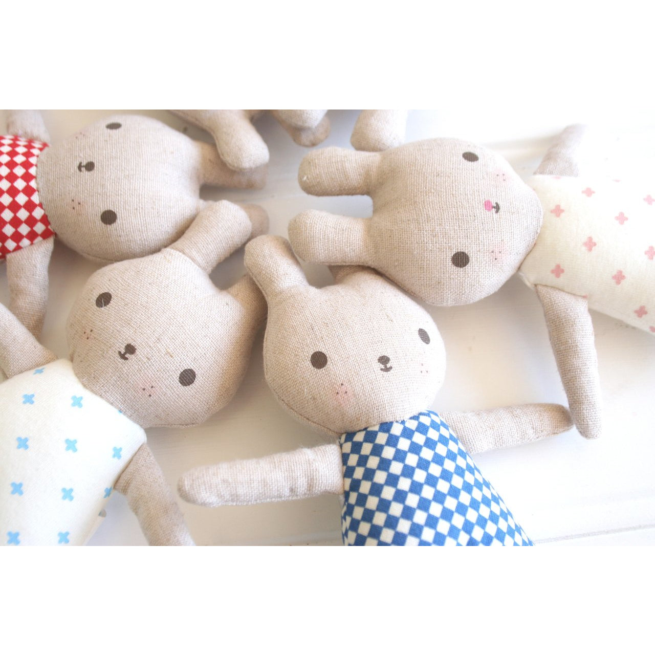 Alimrose - Bonnie Bunny Rattle Linen Pink - Toys - Alimrose - Afterpay - Zippay Carry Them Close