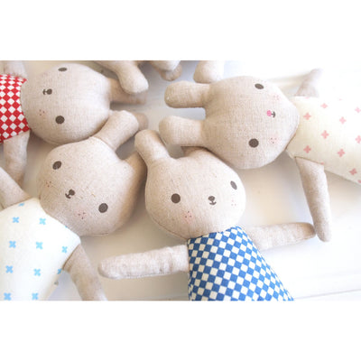 Alimrose - Bonnie Bunny Rattle Linen Pink - Toys - Alimrose - Afterpay - Zippay Carry Them Close