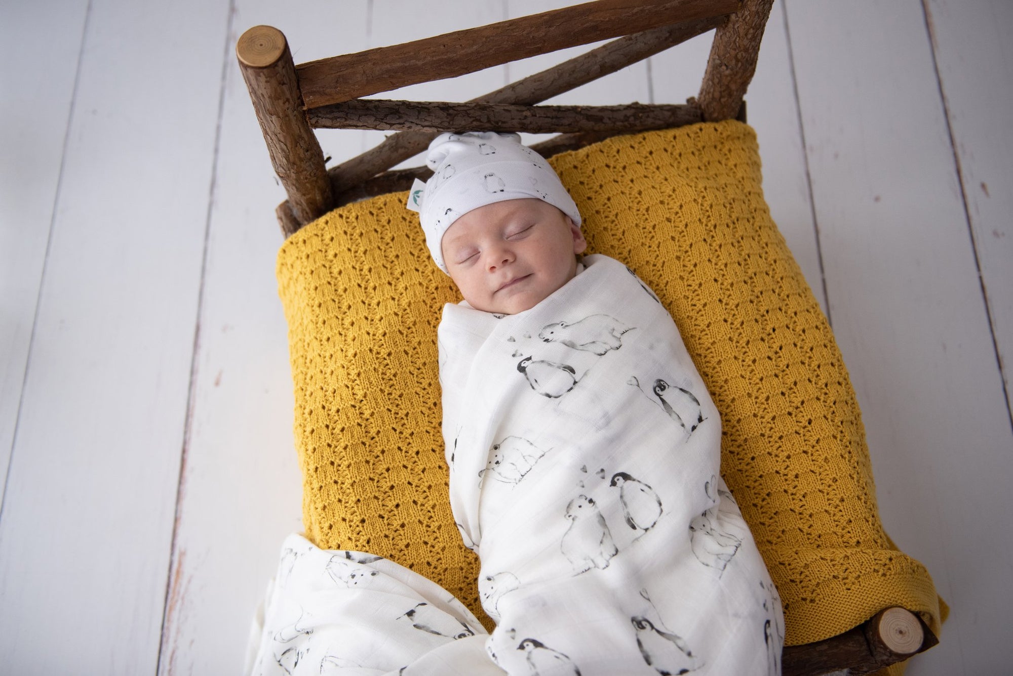 Kute Cuddles - Organic Bamboo Muslin Swaddle - Oli