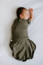 Embe - Baby Swaddle Classic SwaddleOut - Olive Green