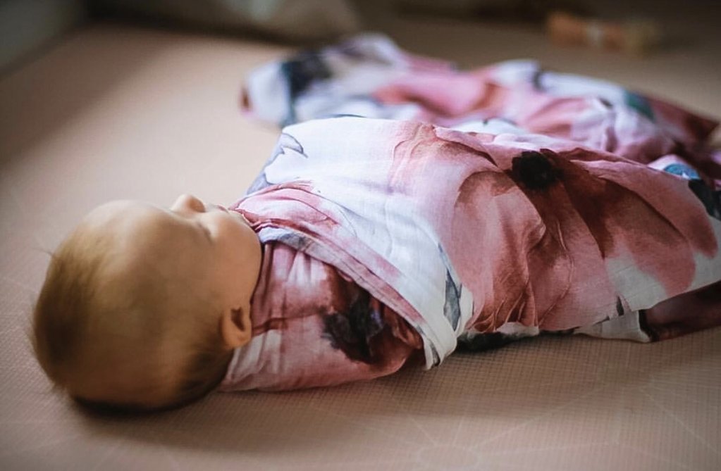 Pop Ya Tot - Muslin Swaddle - Sakura Blossom