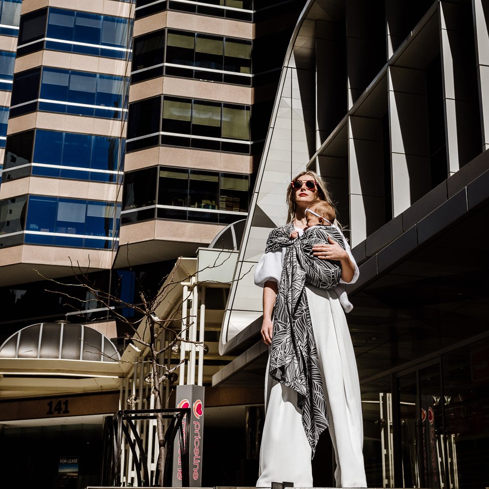 Fidella Ring Sling - Dancing Leaves - Black & White