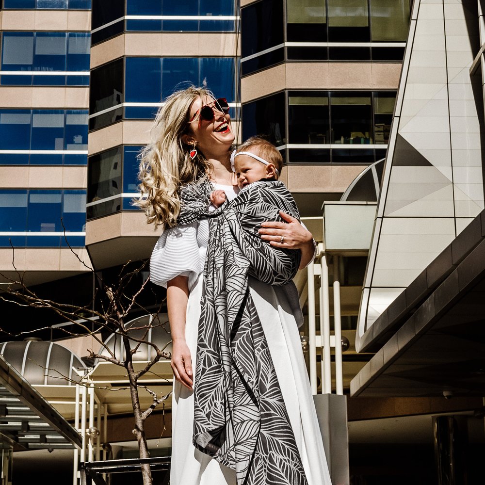 Fidella Ring Sling - Dancing Leaves - Black & White