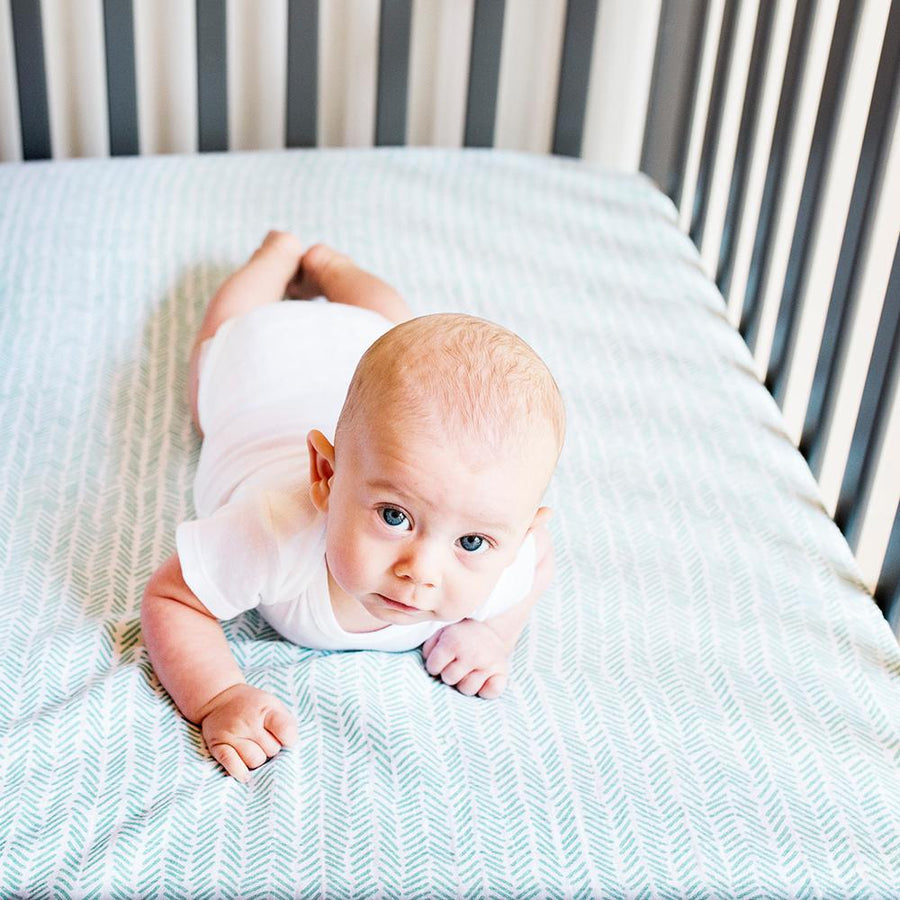 Bebe Au Lait - Muslin Cot Sheet - Zig-Zag