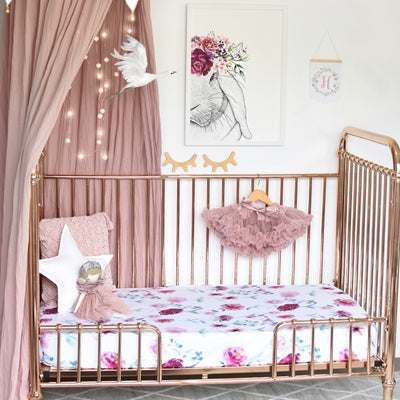 Snuggle Hunny Kids - Fitted Cot Sheet - Wanderlust