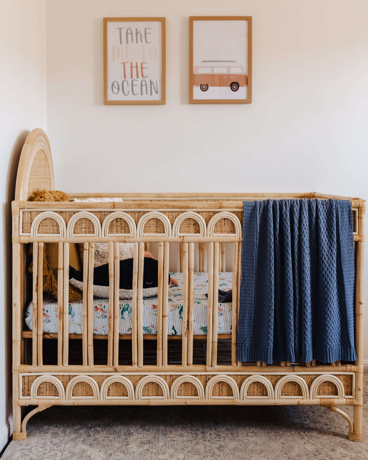 Snuggle Hunny Kids - Cotton Muslin Cot Sheet - Whale