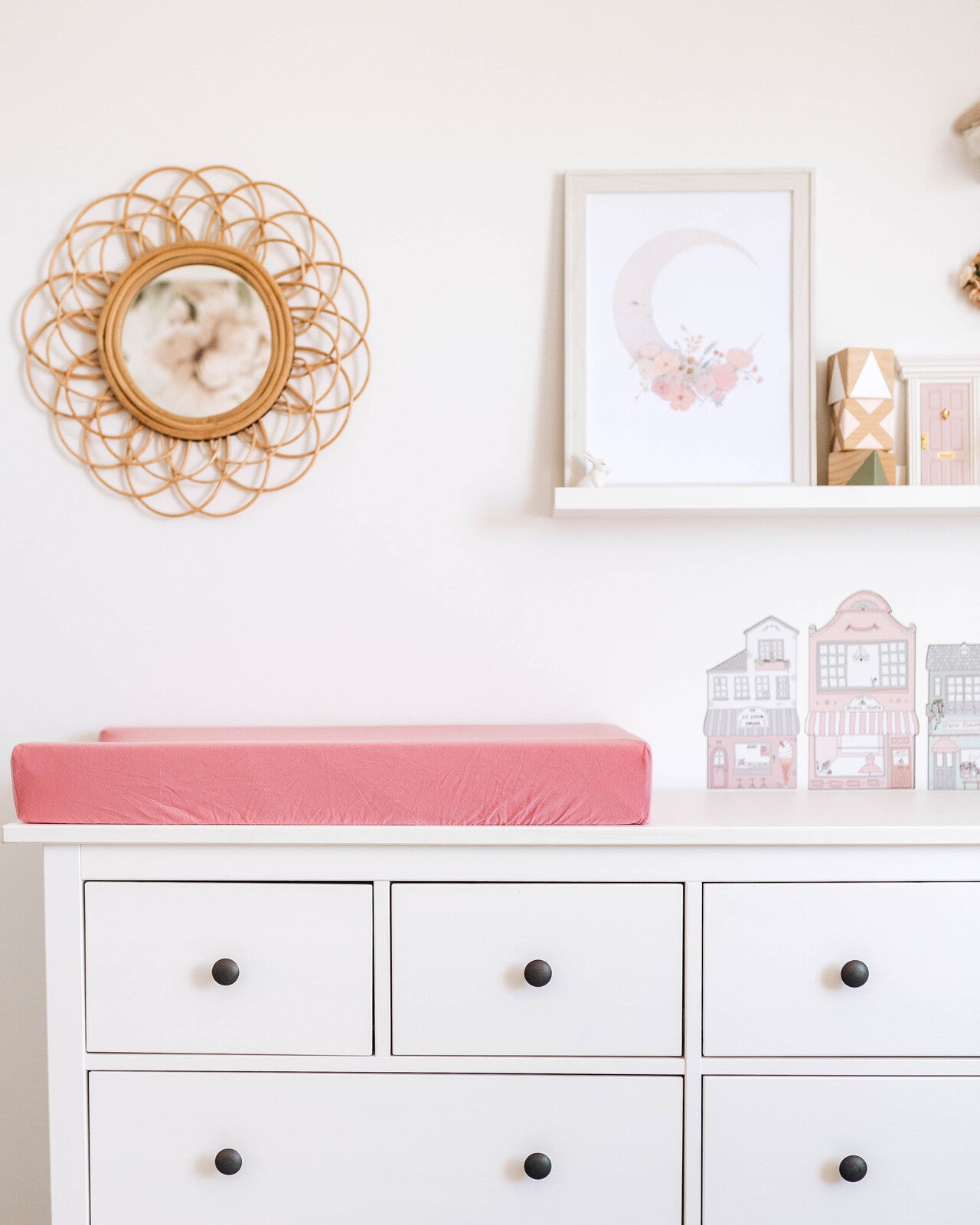 Snuggle Hunny Kids - Bassinet Fitted Sheet / Change Pad Cover - Rouge Pink