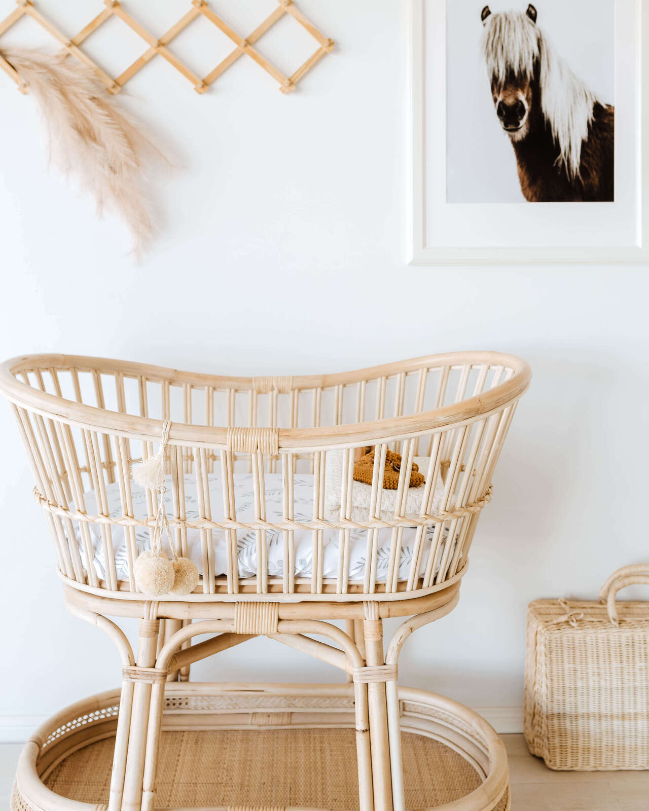 Snuggle Hunny Kids - Bassinet Fitted Sheet / Change Pad Cover - Wild Fern