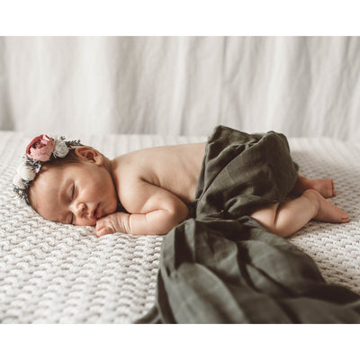 Snuggle Hunny Kids - Organic Muslin Wrap - Dusty Olive