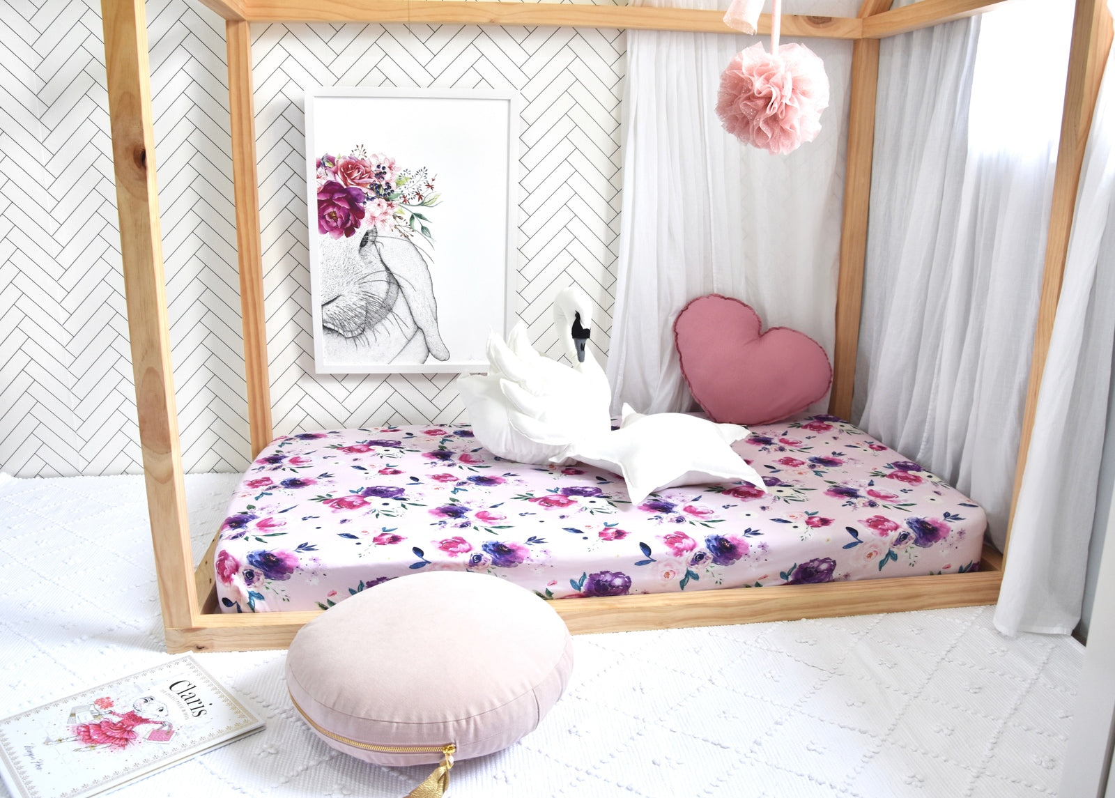 Snuggle Hunny Kids - Fitted Cot Sheet - Floral Kiss