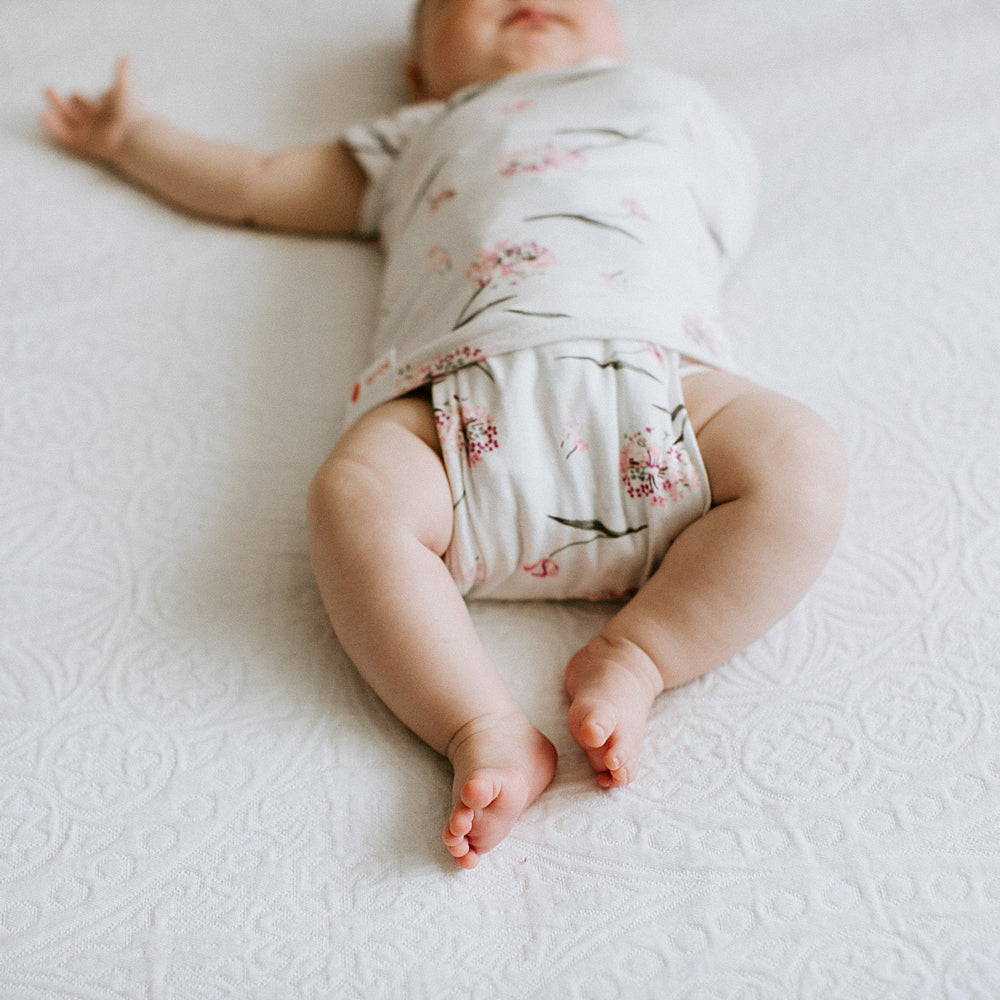 Embe - Baby Swaddle 2-Way Starter Swaddle - Clustered Flowers
