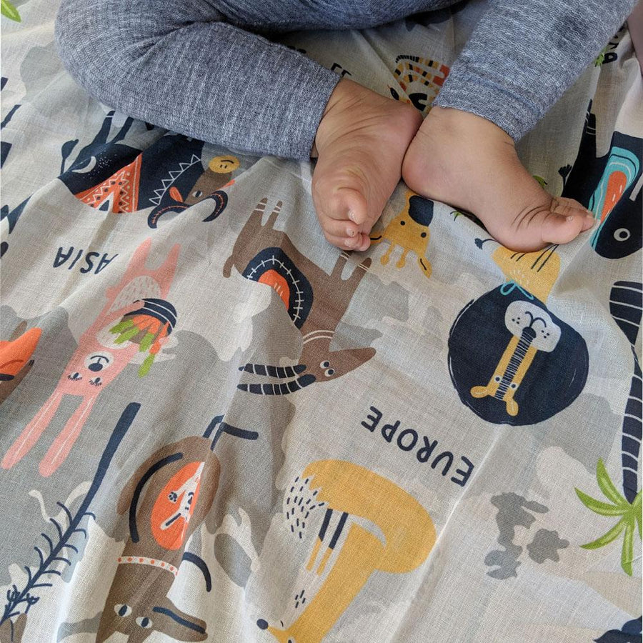 Di Lusso Living - Muslin Baby Swaddle Wrap - Animal Kingdom World Map