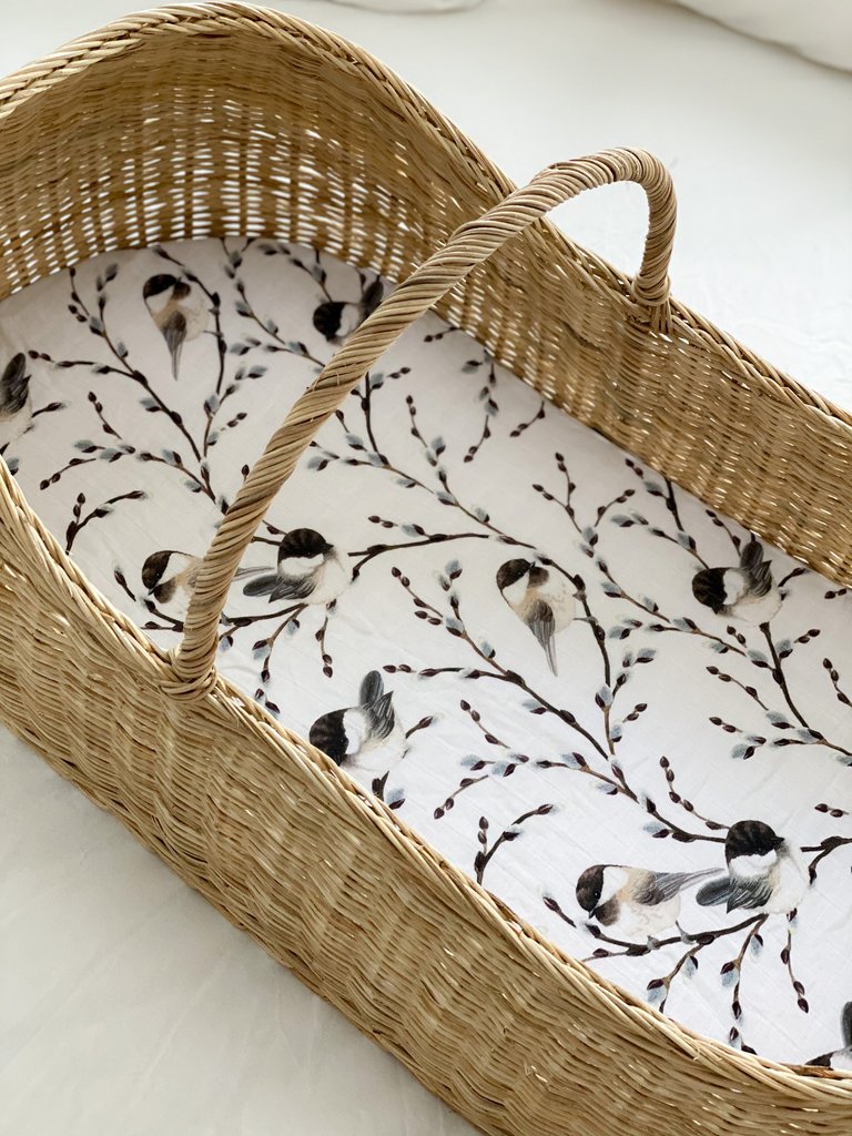 Pop Ya Tot - Cotton Muslin Bassinet Sheet - Bluebird