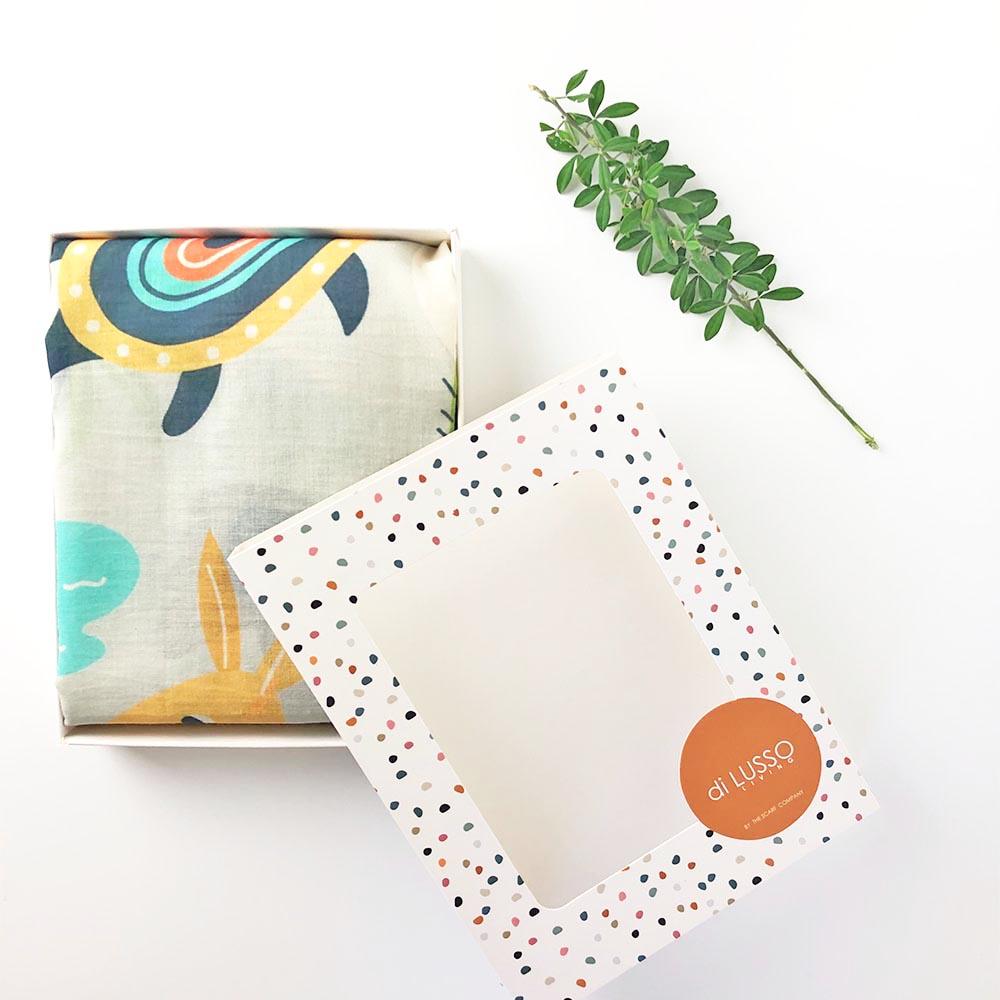 Di Lusso Living - Muslin Baby Swaddle Wrap - Animal Kingdom World Map