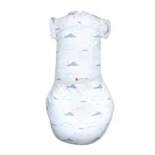 Embe - Baby Swaddle Classic Transitional SwaddleOut - Clouds