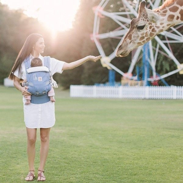 Ergobaby Adapt Carrier Sophie La Girafe limited edition