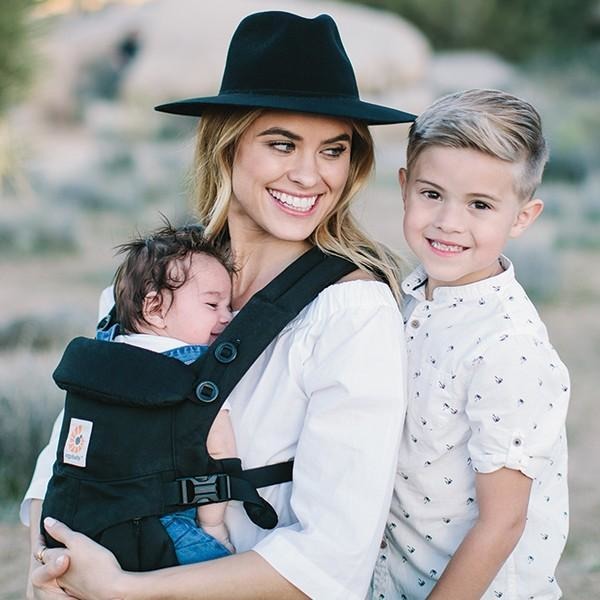 Ergobaby Omni Ergobaby 360 Carrier - Black - Baby Carrier - Ergobaby - Afterpay - Zippay Carry Them Close